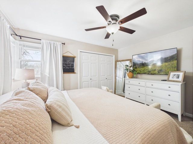 2000 Ramona ROAD, Waukesha, WI 53186