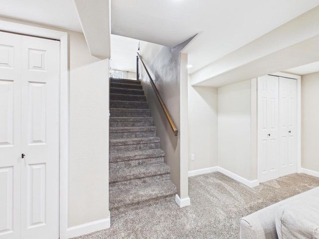 2000 Ramona ROAD, Waukesha, WI 53186