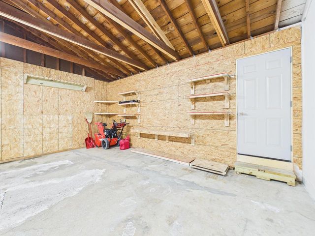 2000 Ramona ROAD, Waukesha, WI 53186