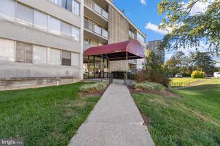 1822 METZEROTT RD #205, Adelphi, MD 20783