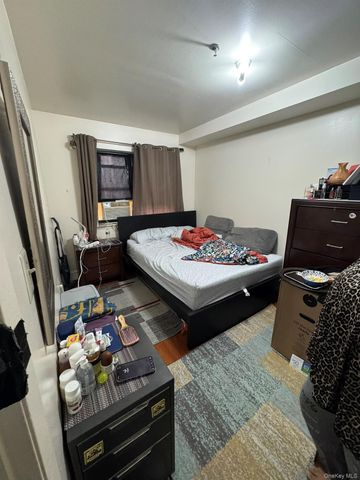 34-26 10th Street, Astoria, NY 11106