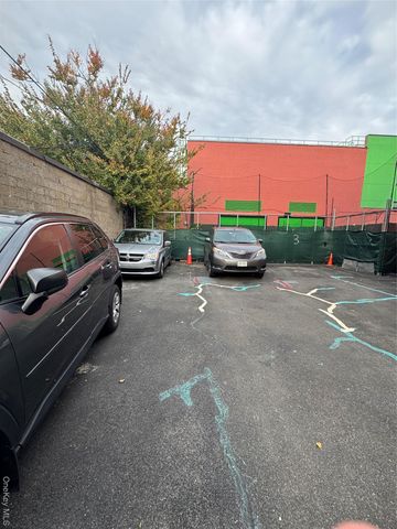 34-26 10th Street, Astoria, NY 11106