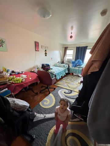 34-26 10th Street, Astoria, NY 11106