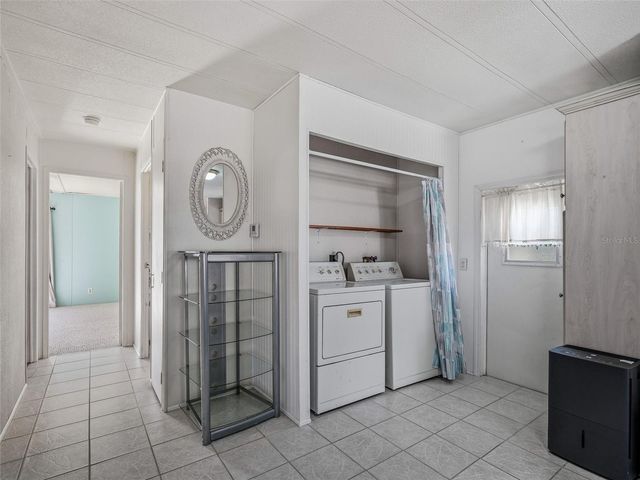 4422 INDIAN RIVER DRIVE W, Edgewater, FL 32141