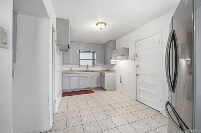 107 Northgate, San Antonio, TX 78218