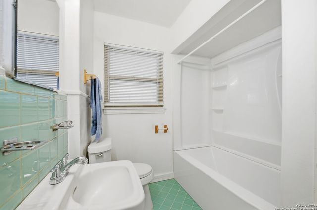 107 Northgate, San Antonio, TX 78218