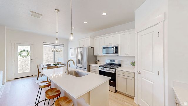 4877 S HEARTWOOD RD, Mapleton, UT 84664