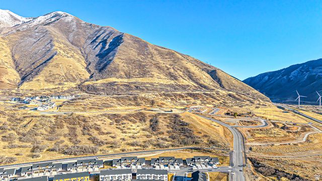 4877 S HEARTWOOD RD, Mapleton, UT 84664