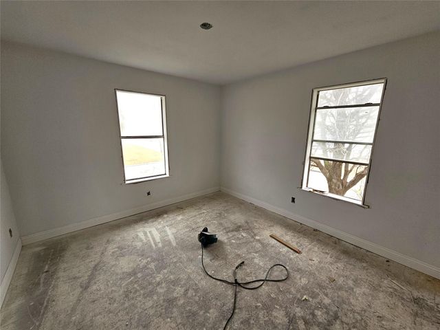 1101 4th Avenue N, Texas City, TX 77590