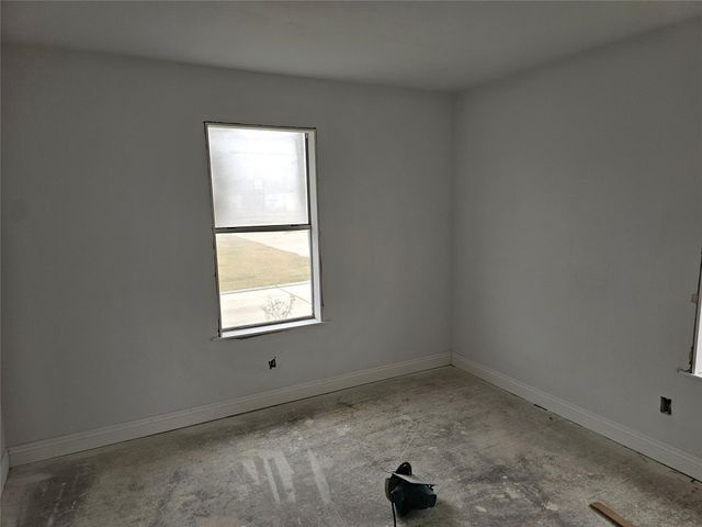 1101 4th Avenue N, Texas City, TX 77590