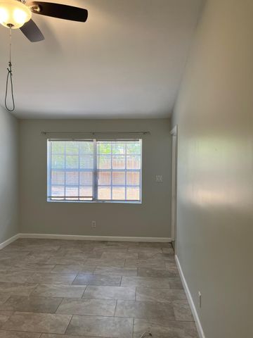 275 NW 32nd Street C, Oakland Park, FL 33309