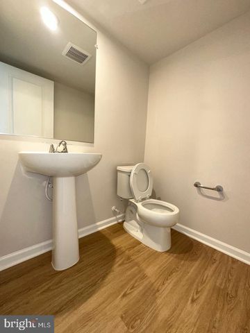 36 PATTERSON RD, Charles Town, WV 25414