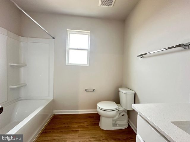 36 PATTERSON RD, Charles Town, WV 25414