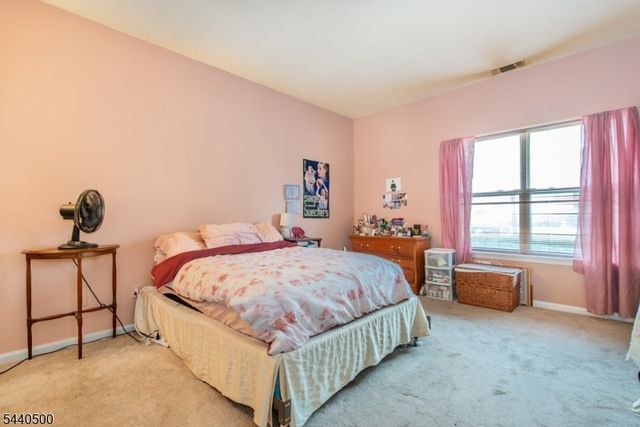 308 Brittany Dr 308, Wayne Twp., NJ 07470