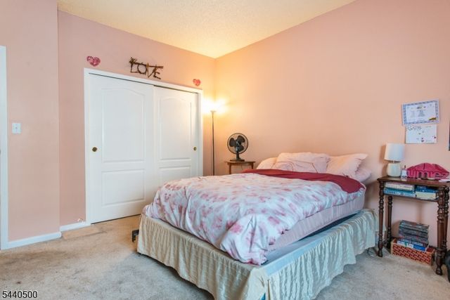 308 Brittany Dr 308, Wayne Twp., NJ 07470