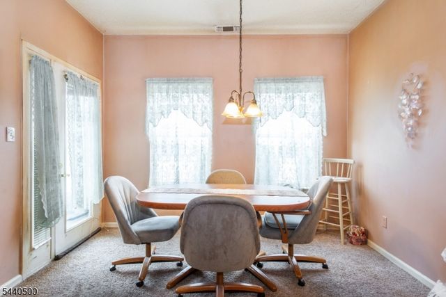 308 Brittany Dr 308, Wayne Twp., NJ 07470