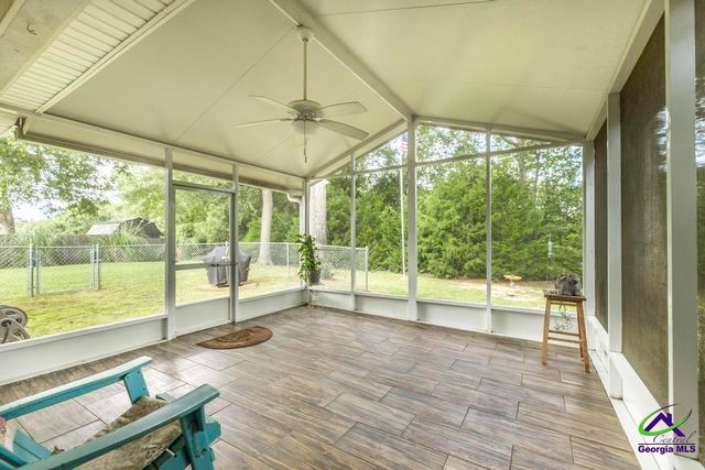 518 Quail Run Dr., Warner Robins, GA 31088