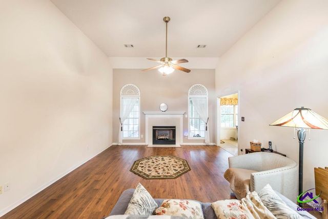 518 Quail Run Dr., Warner Robins, GA 31088