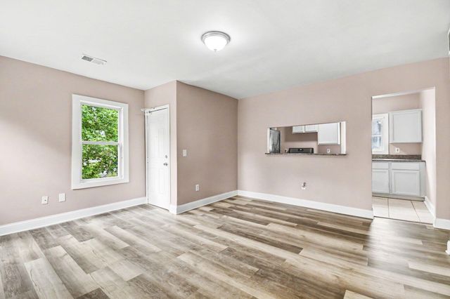 613 Fuller Avenue Se, City Of Grand Rapids, MI 49506