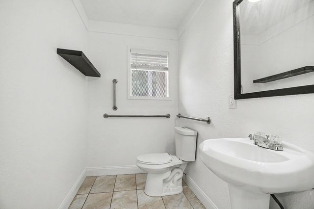 613 Fuller Avenue Se, City Of Grand Rapids, MI 49506