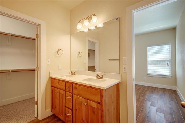 602 Colt LN B, Cedar Park, TX 78613