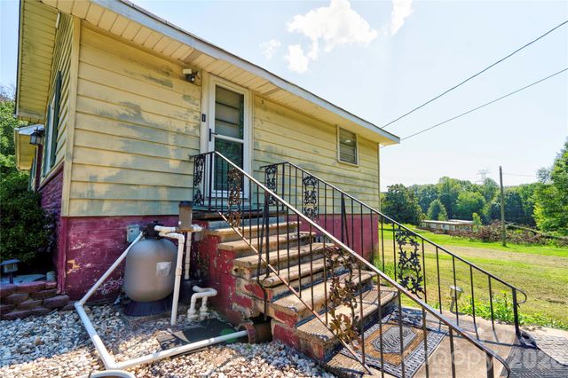 102 Star Drive, Grover, NC 28073