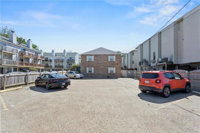 1423 E Ocean View Ave Apt 2, Norfolk, VA 23503