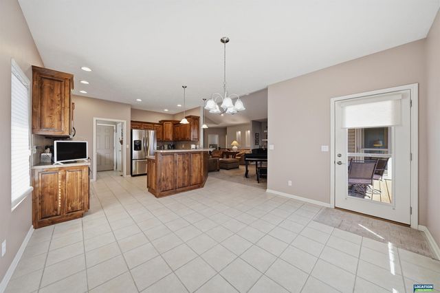 7548 Kentwell Lane, Lincoln, NE 68516