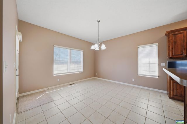 7548 Kentwell Lane, Lincoln, NE 68516