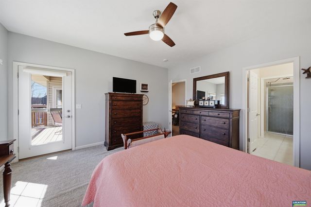 7548 Kentwell Lane, Lincoln, NE 68516