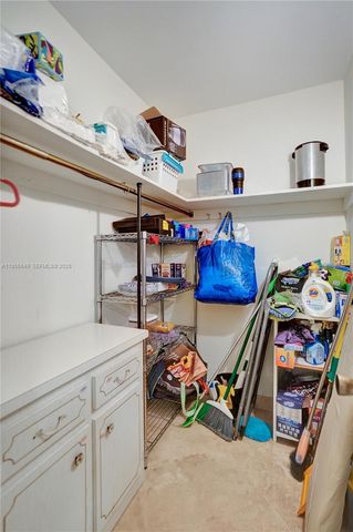 500 Bayview Dr 1422, Sunny Isles Beach, FL 33160