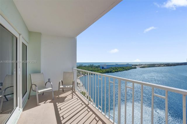 500 Bayview Dr 1422, Sunny Isles Beach, FL 33160