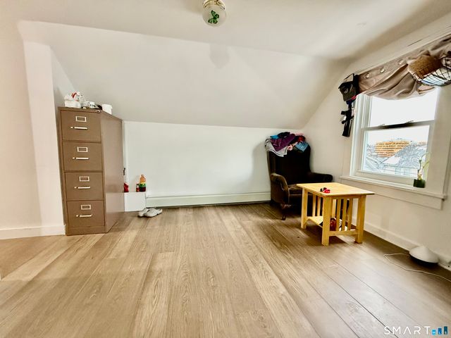 60 Stephen Street, Stamford, CT 06902