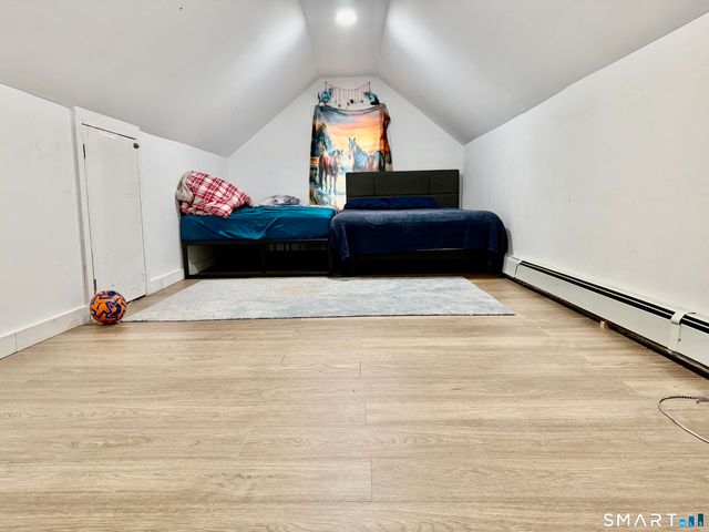 60 Stephen Street, Stamford, CT 06902