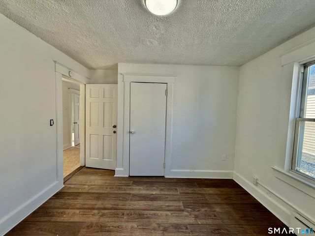 60 Stephen Street, Stamford, CT 06902