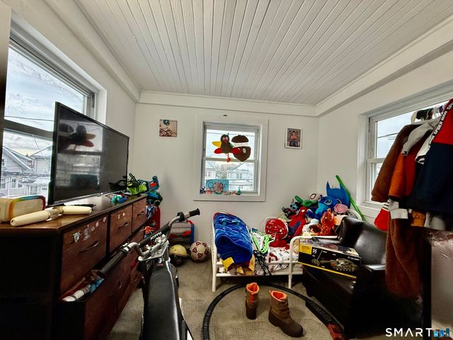 60 Stephen Street, Stamford, CT 06902