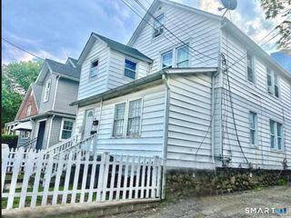 60 Stephen Street, Stamford, CT 06902