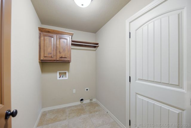 14320 E 92nd Street North, Owasso, OK 74055