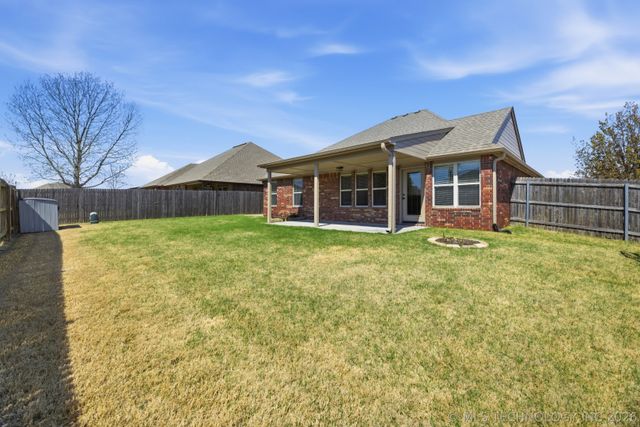 14320 E 92nd Street North, Owasso, OK 74055