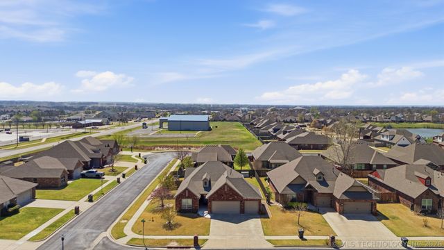 14320 E 92nd Street North, Owasso, OK 74055