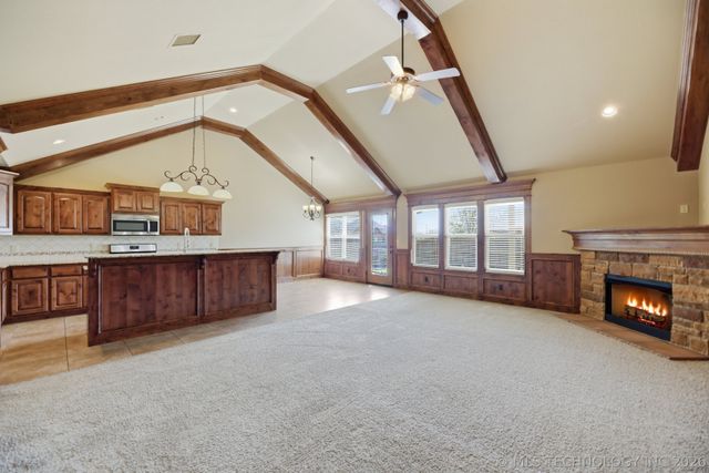 14320 E 92nd Street North, Owasso, OK 74055