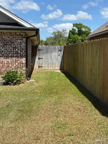 4090 Manchester Ct, Pace, FL 32571