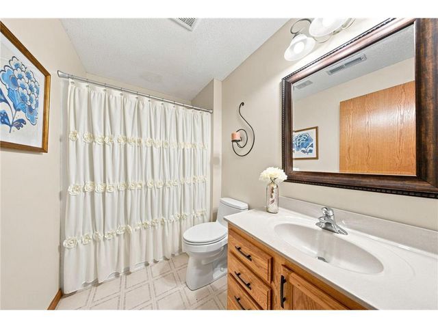 413 New Century Drive, Hudson, WI 54016