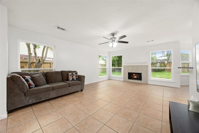 6322 Northland Drive, Houston, TX 77084