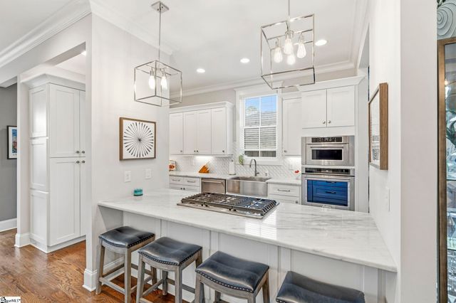 208-B Perry Avenue, Greenville, SC 29601