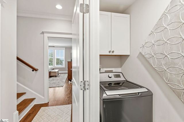 208-B Perry Avenue, Greenville, SC 29601