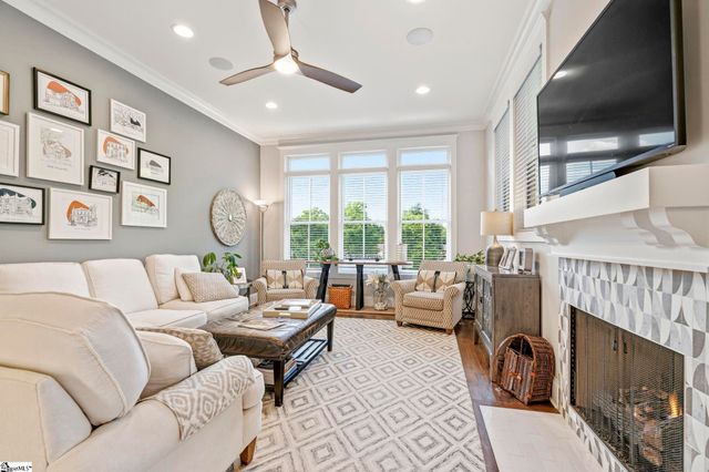 208-B Perry Avenue, Greenville, SC 29601