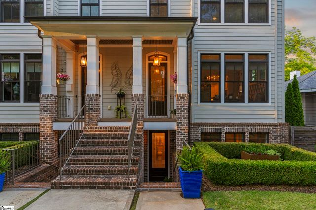 208-B Perry Avenue, Greenville, SC 29601