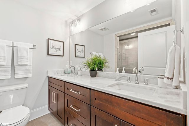 208-B Perry Avenue, Greenville, SC 29601