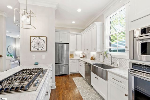 208-B Perry Avenue, Greenville, SC 29601